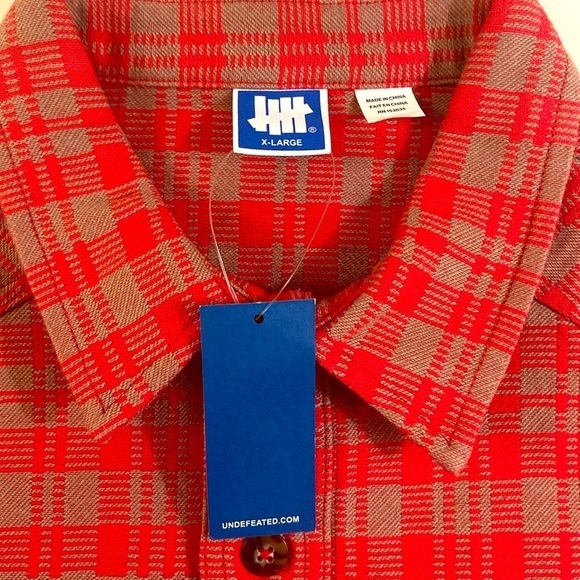 UNDEFEATED PLAID RED LONG SLEEVE SHIRT.SIZE-XL - Picture 3 of 8